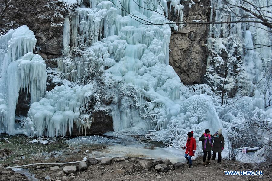 CHINA-BEIJING-SPRING FROZEN WATERFALL (CN)