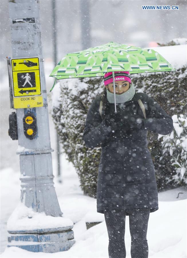 CANADA-VANCOUVER-WEATHRE-SNOW