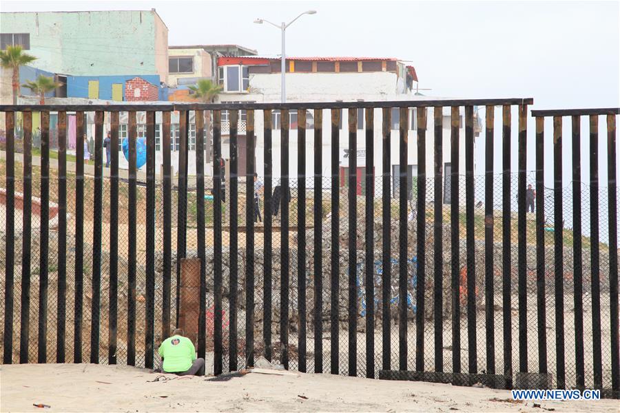 U.S.-SAN DIEGO-CENTRAL AMERICAN MIGRANTS