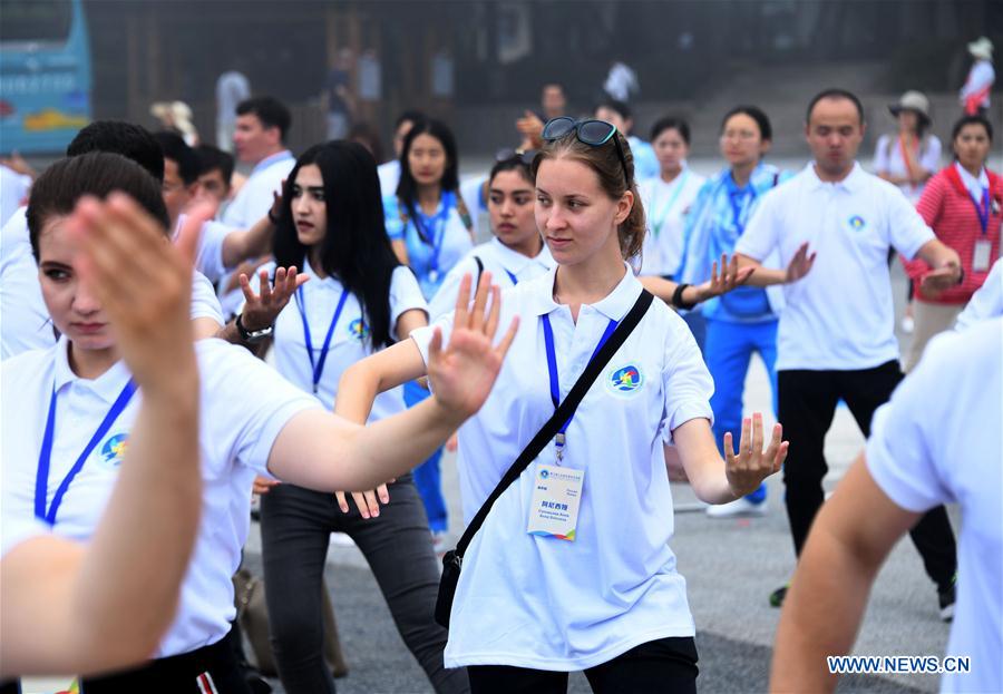 CHINA-QINGDAO-SCO YOUTH CAMPUS-TAICHI (CN)