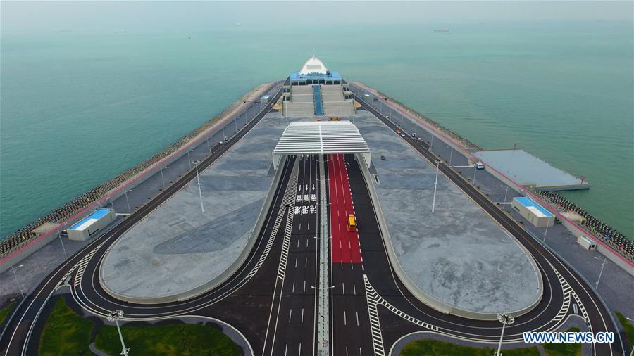 CHINA-HONG KONG-ZHUHAI-MACAO BRIDGE-PUBLIC TRAFFIC-OPEN (CN)