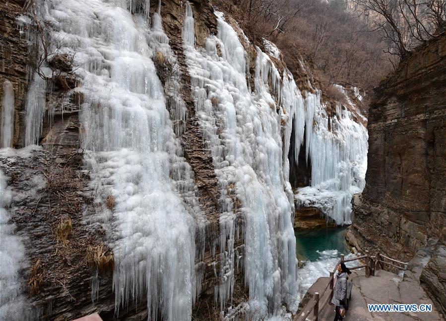 CHINA-HENAN-JIAOZUO-ICEFALL (CN)