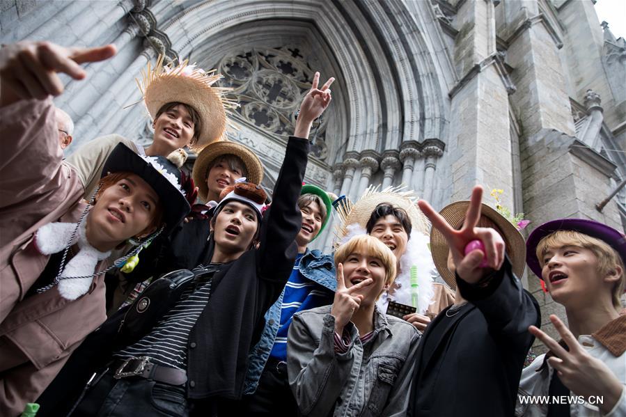 U.S.-NEW YORK-EASTER PARADE-BONNET FESTIVAL