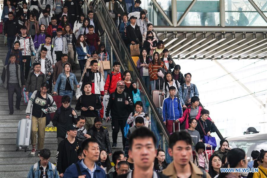 #CHINA-MAY DAY HOLIDAY-TRAVEL RUSH (CN)