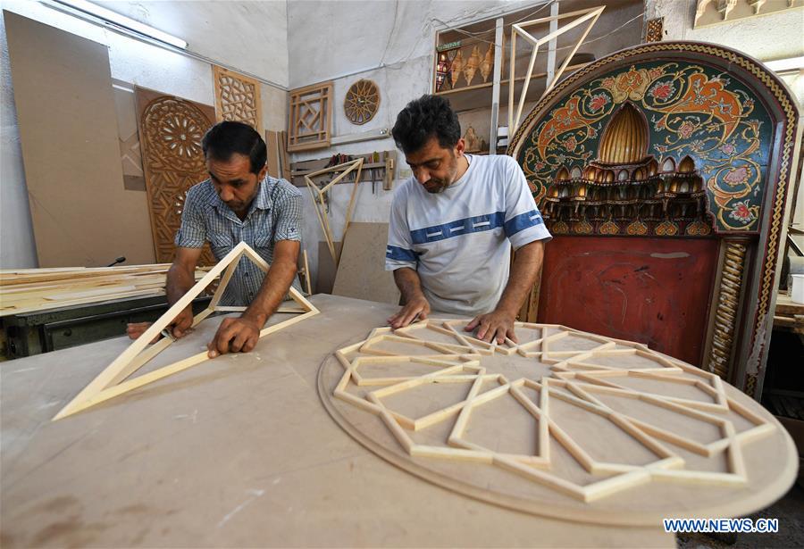 SYRIA-DAMASCUS-CRAFTS