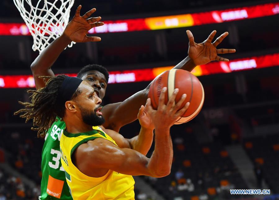 (SP)CHINA-DONGGUAN-BASKETBALL-FIBA WORLD CUP-GROUP H-AUSTRALIA VS SENEGAL (CN)