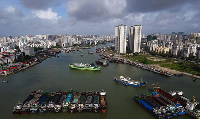 Ferry service suspended as typhoon to hit southern Chinese province