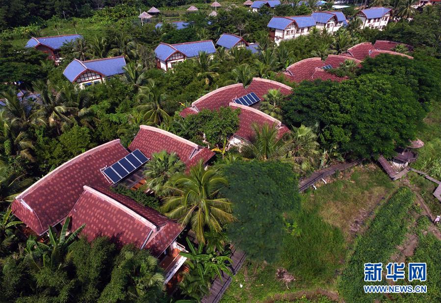 （新华全媒头条·走向我们的小康生活·图文互动）（2）留住乡愁留住美——千村竞秀缀琼州